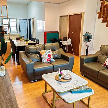 W25 Atgoldenhills Nightmarket Wifi 4R Brinchang Ngoại thất bức ảnh